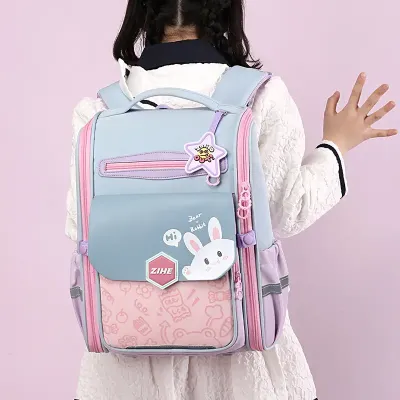 ELEMENTARY SCHOOL STUDENT BACKPACK